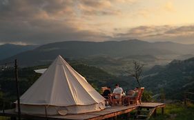 Alereks Mountain Camping